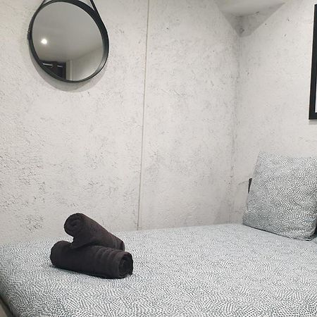 Au 36, Les Apparts Hotel Жуаньї Екстер'єр фото
